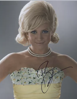 Brittany Snow autograph