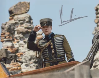 Patrick Gibson autograph