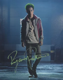 Ryan Potter autograph