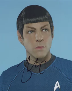 Zachary Quinto autograph