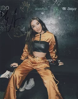 Ellie Soufi autograph