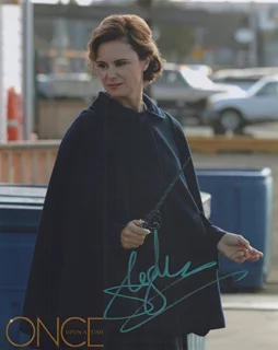 Keegan Connor Tracy autograph