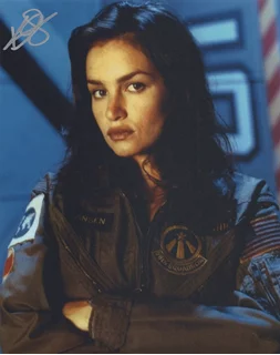 Kristen Cloke autograph