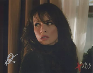 Kristen Cloke autograph