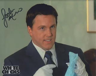 Lochlyn Munro autograph