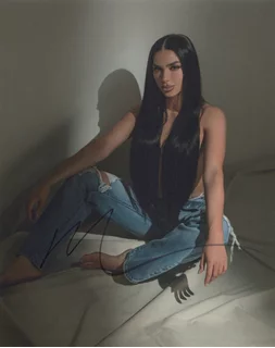 Margaux Cotero autograph