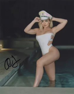 Athena Vas autograph