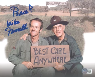 Mike Farrell autograph