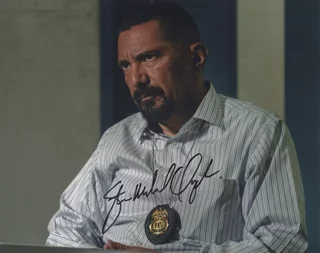 Steven Michael Quezada autograph