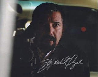 Steven Michael Quezada autograph