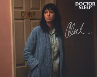 Alex Essoe autograph