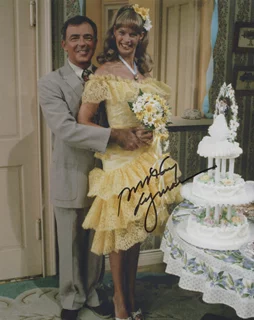 Dorothy Lyman autograph