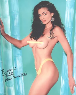 Rebecca Ferratti autograph