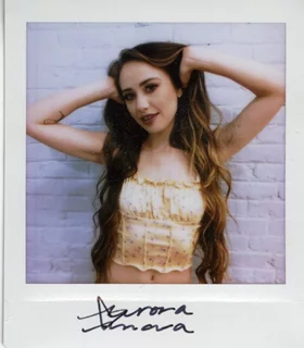 Aurora Amara autograph