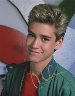 Mark Paul Gosselaar autograph