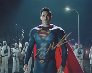 Tyler Hoechlin autograph