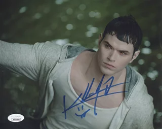 Kellan Lutz autograph