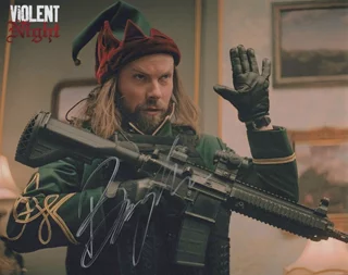 Brendan Fletcher autograph