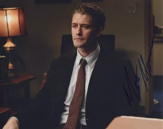 Matthew Morrison autograph