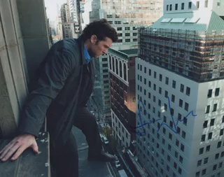 Sam Worthington autograph