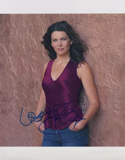 Lauren Graham autograph
