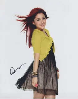 Ariana Grande autograph