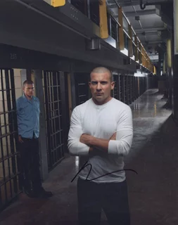 Dominic Purcell autograph