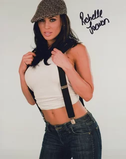 Rochelle Loewen autograph