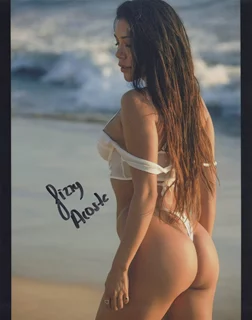 Lizzy Acosta autograph