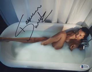 Tamara Duarte autograph