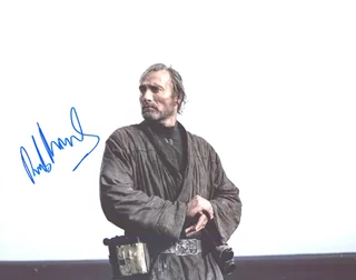 Mads Mikkelsen autograph