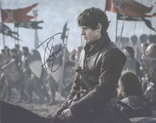 Iwan Rheon autograph