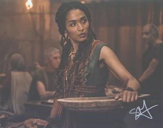 Sara Martins autograph