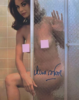 Lana Wood autograph