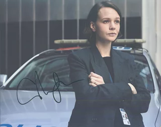 Carey Mulligan autograph