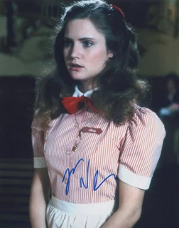 Jennifer Jason Leigh autograph