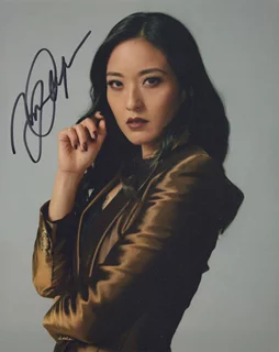 Yvonne Chapman autograph