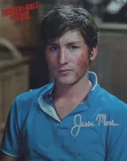 Jesse Moss autograph