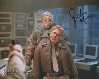 Lochlyn Munro autograph