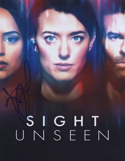 Agam Darshi autograph