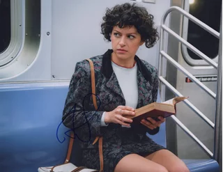 Alia Shawkat autograph
