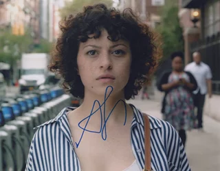 Alia Shawkat autograph