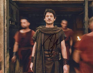 Iwan Rheon autograph