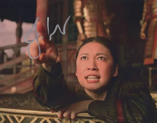 Jess Hong autograph