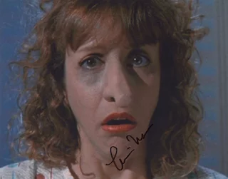 Laraine Newman autograph