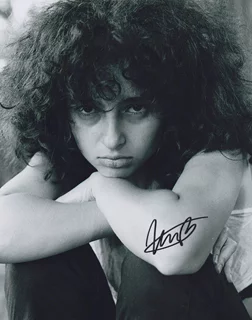 Nina Bloomgarden autograph