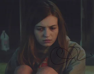 Olivia Scott Welch autograph