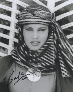 Safira Afzal autograph