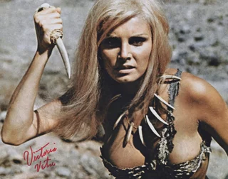 Victoria Vetri autograph