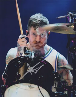 Andy Hurley autograph